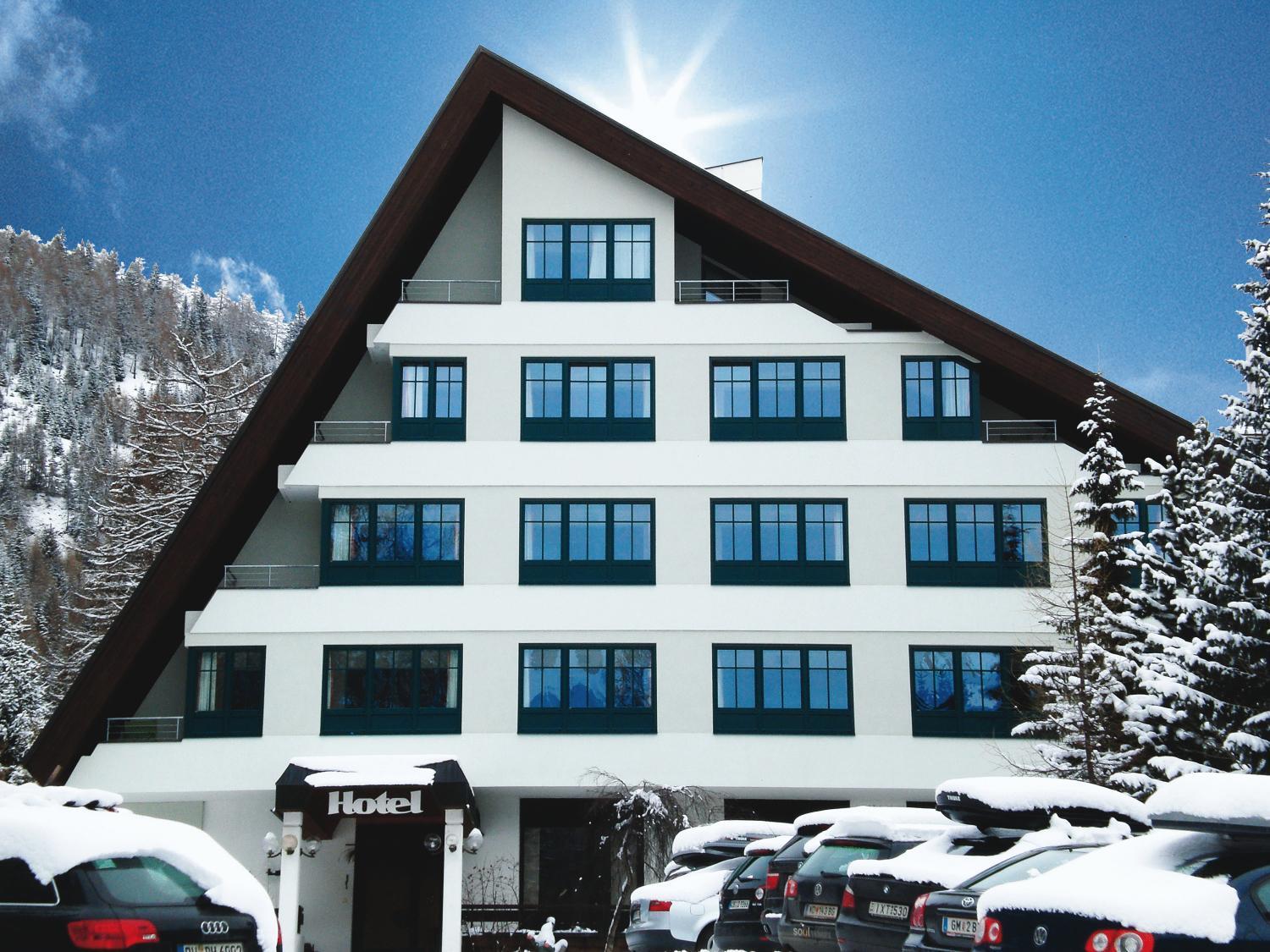 Kinder- Und Familienhotel Nockalm Innerkrems Exterior photo